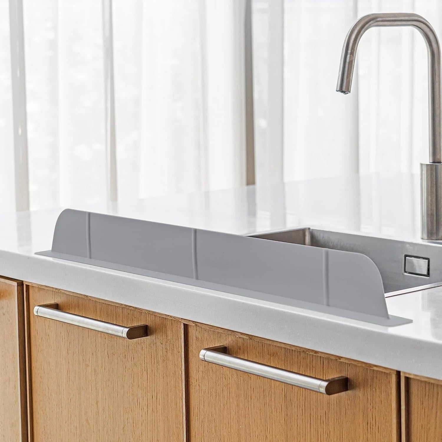 Kitchen Sink Splash Guard – Extra Wide Water Protection – Homedex